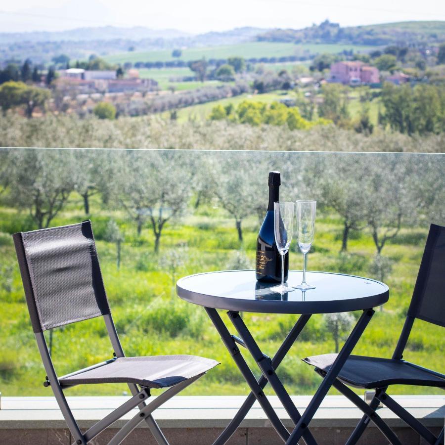 Agri-Relais Ventisettegradi Bed and Breakfast Montemarciano Eksteriør billede