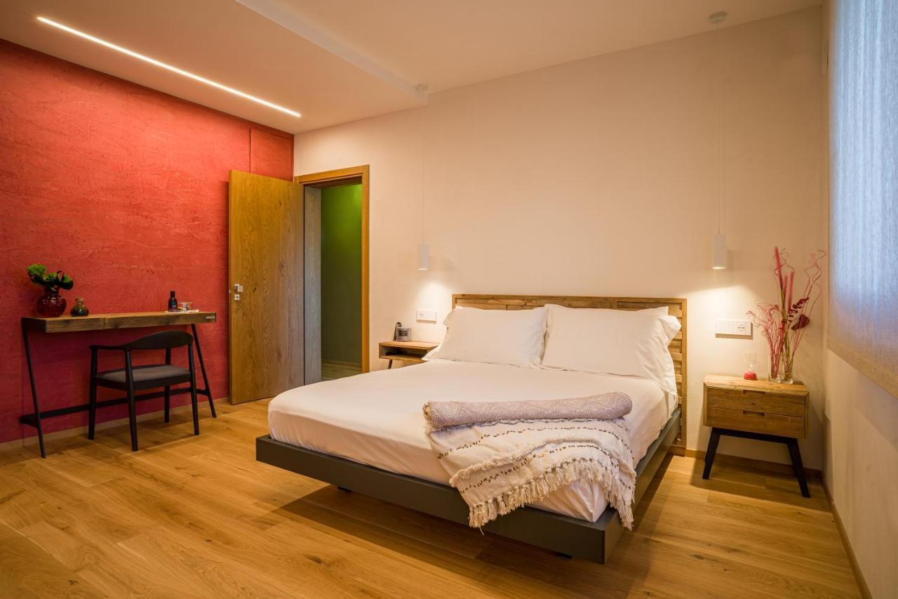 Agri-Relais Ventisettegradi Bed and Breakfast Montemarciano Eksteriør billede