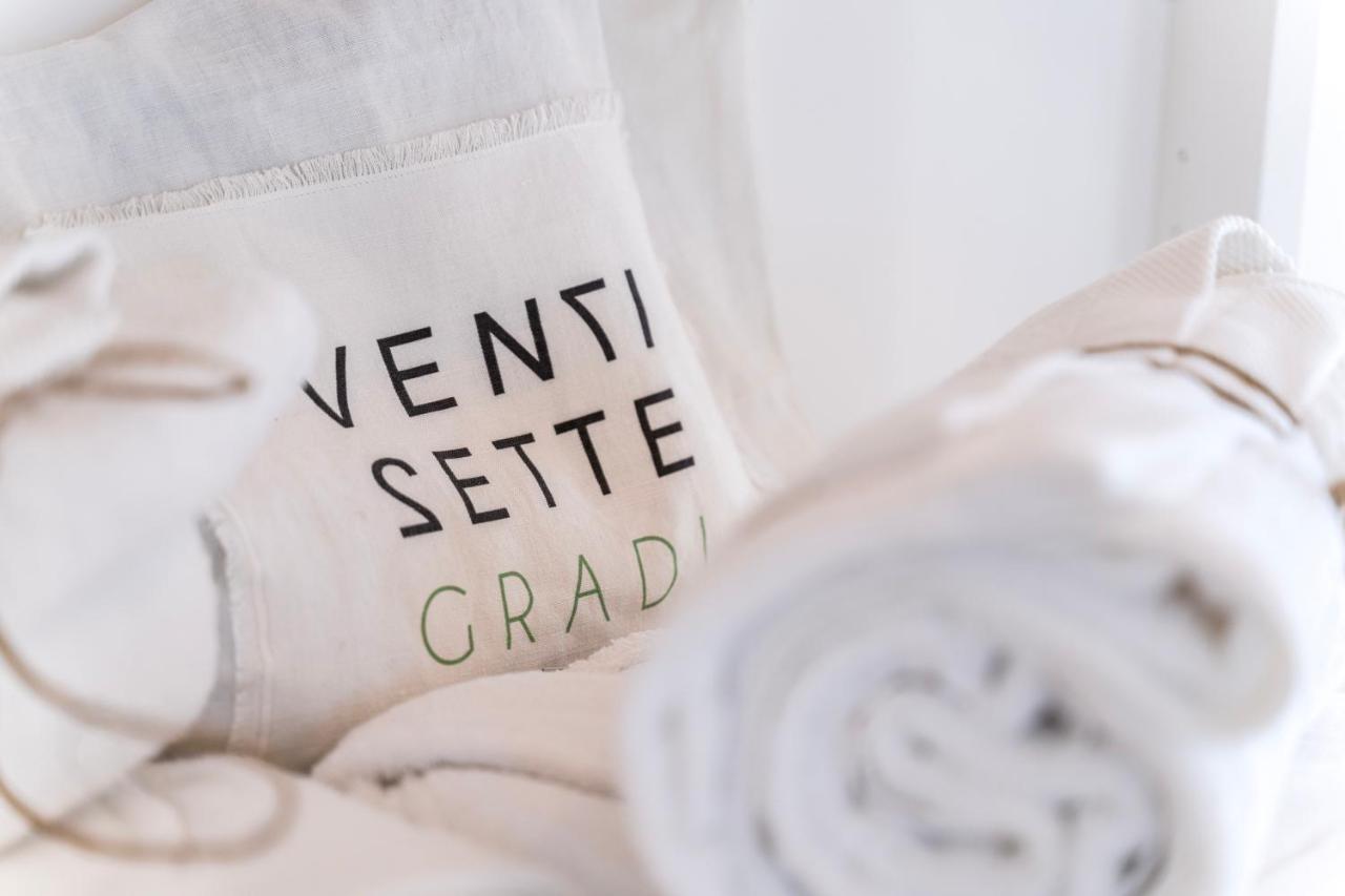 Agri-Relais Ventisettegradi Bed and Breakfast Montemarciano Eksteriør billede